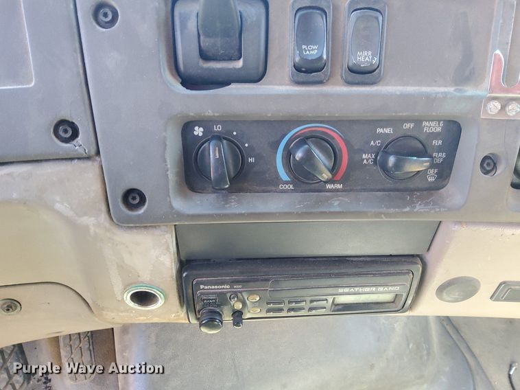 image for item DG5381 2006 Sterling LT7500  dump truck