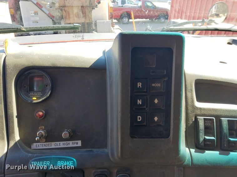 image for item DG5381 2006 Sterling LT7500  dump truck