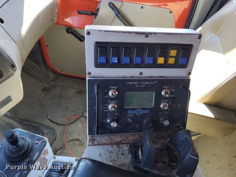 image for item DG5381 2006 Sterling LT7500  dump truck