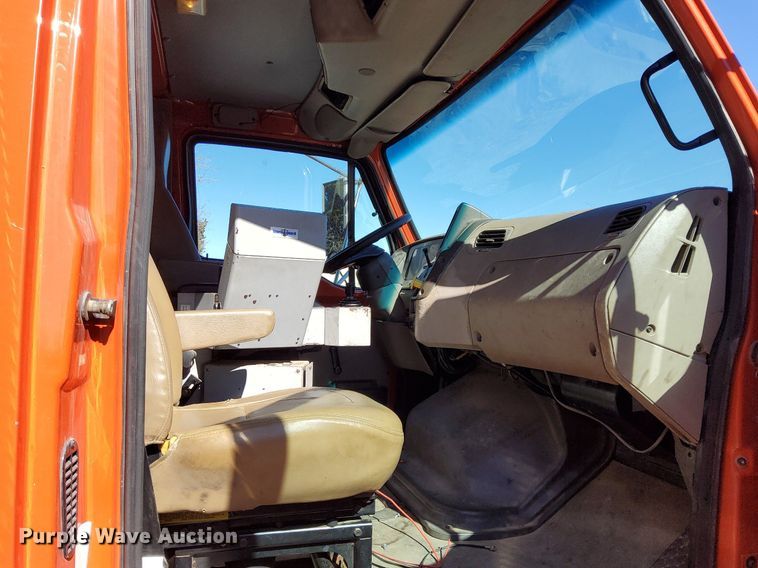 image for item DG5381 2006 Sterling LT7500  dump truck