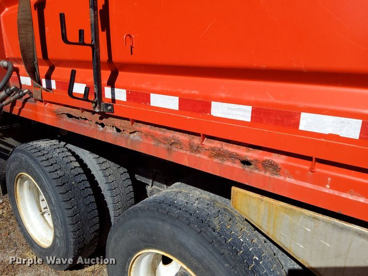 image for item DG5381 2006 Sterling LT7500  dump truck