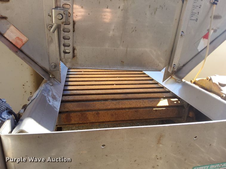 image for item DG5381 2006 Sterling LT7500  dump truck