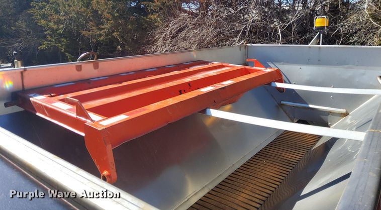 image for item DG5381 2006 Sterling LT7500  dump truck