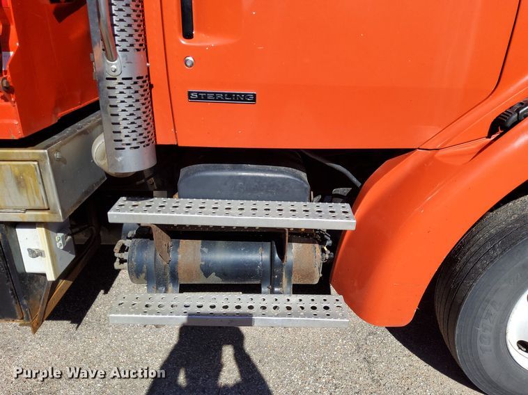 image for item DG5381 2006 Sterling LT7500  dump truck