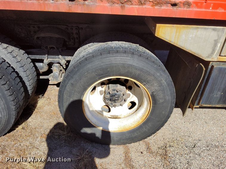 image for item DG5381 2006 Sterling LT7500  dump truck