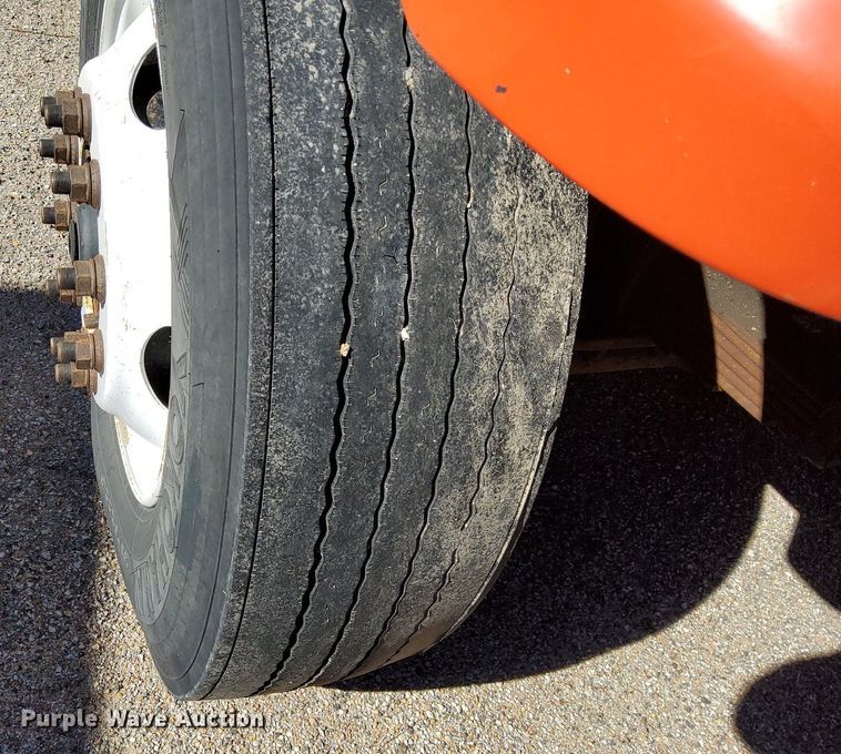 image for item DG5381 2006 Sterling LT7500  dump truck