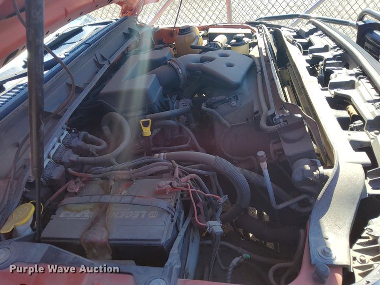 image for item DG5382 2011 Ford F250 Super Duty  Crew Cab utility bed pickup truck