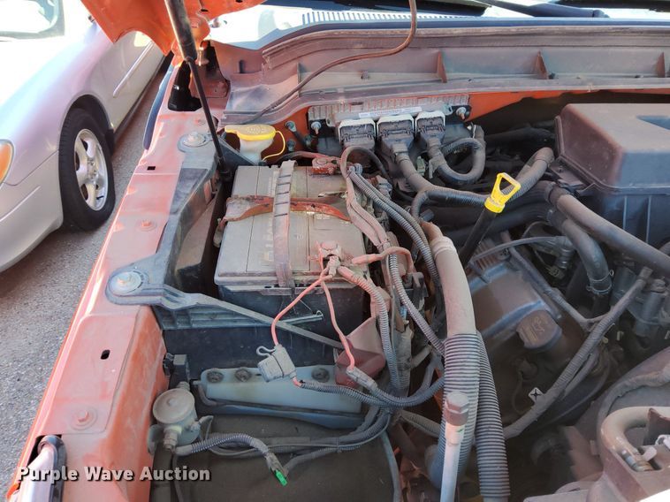 image for item DG5382 2011 Ford F250 Super Duty  Crew Cab utility bed pickup truck