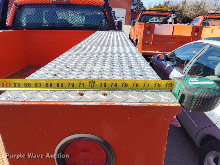 image for item DG5382 2011 Ford F250 Super Duty  Crew Cab utility bed pickup truck