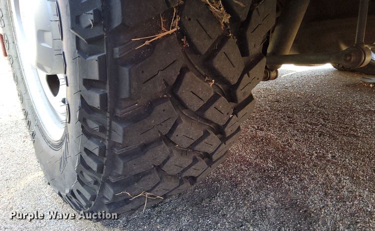 image for item DG5382 2011 Ford F250 Super Duty  Crew Cab utility bed pickup truck