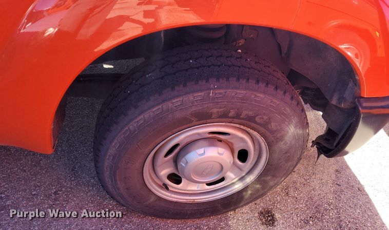 image for item DG5382 2011 Ford F250 Super Duty  Crew Cab utility bed pickup truck