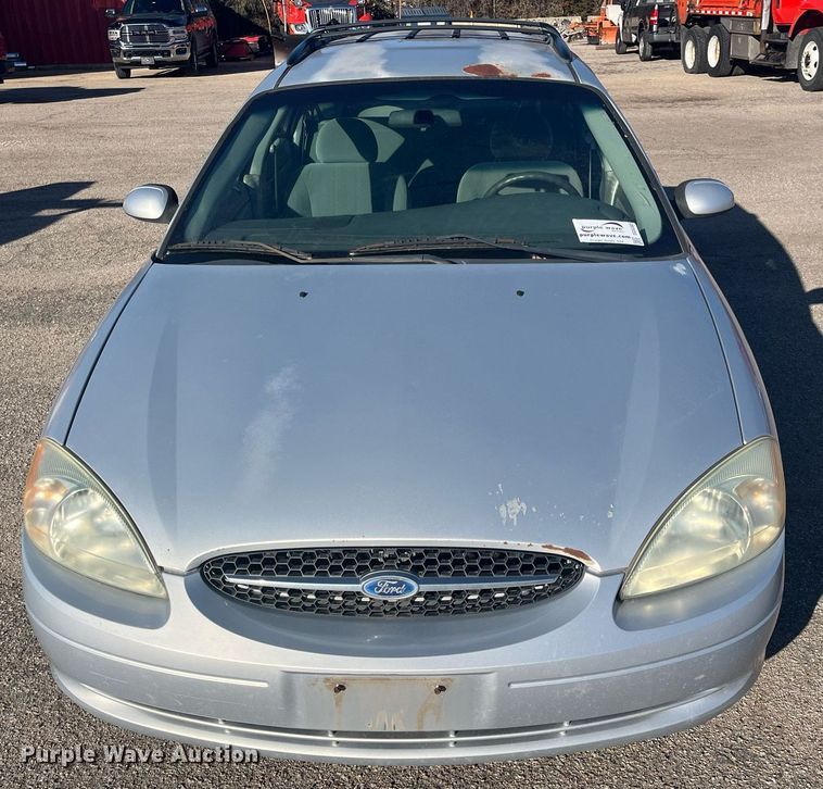 image for item DG5383 2003 Ford Taurus Wagon SE