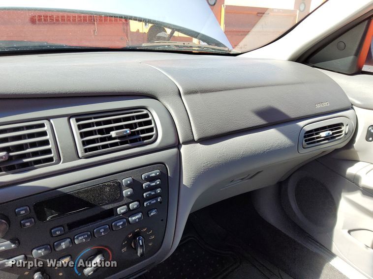 image for item DG5383 2003 Ford Taurus Wagon SE