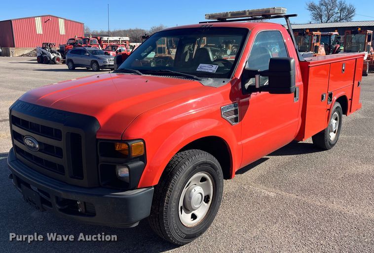 image for item DG5384 2009 Ford F250 Super Duty XL  utility bed pickup truck