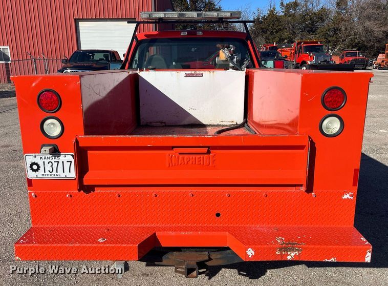 image for item DG5384 2009 Ford F250 Super Duty XL  utility bed pickup truck