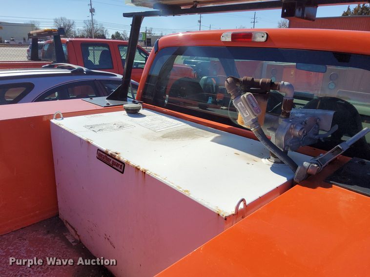 image for item DG5384 2009 Ford F250 Super Duty XL  utility bed pickup truck