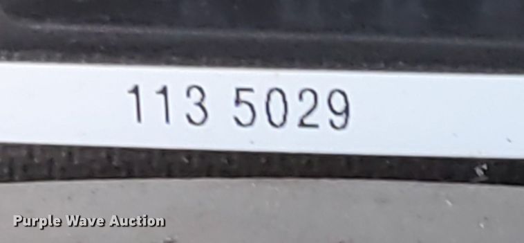 image for item DG5384 2009 Ford F250 Super Duty XL  utility bed pickup truck