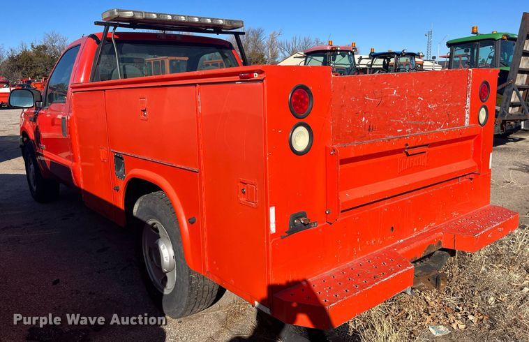 image for item DG5386 2006 Ford F250 Super Duty  utility bed pickup truck