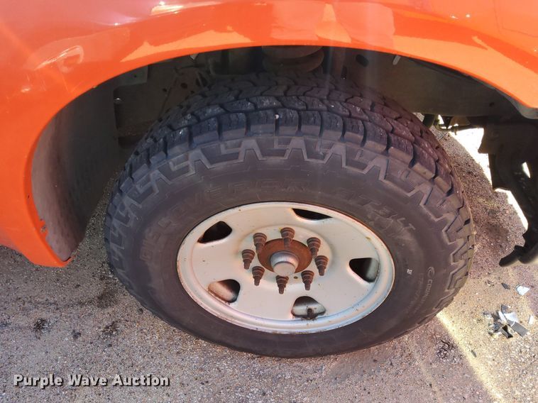 image for item DG5386 2006 Ford F250 Super Duty  utility bed pickup truck