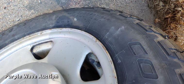 image for item DG5386 2006 Ford F250 Super Duty  utility bed pickup truck