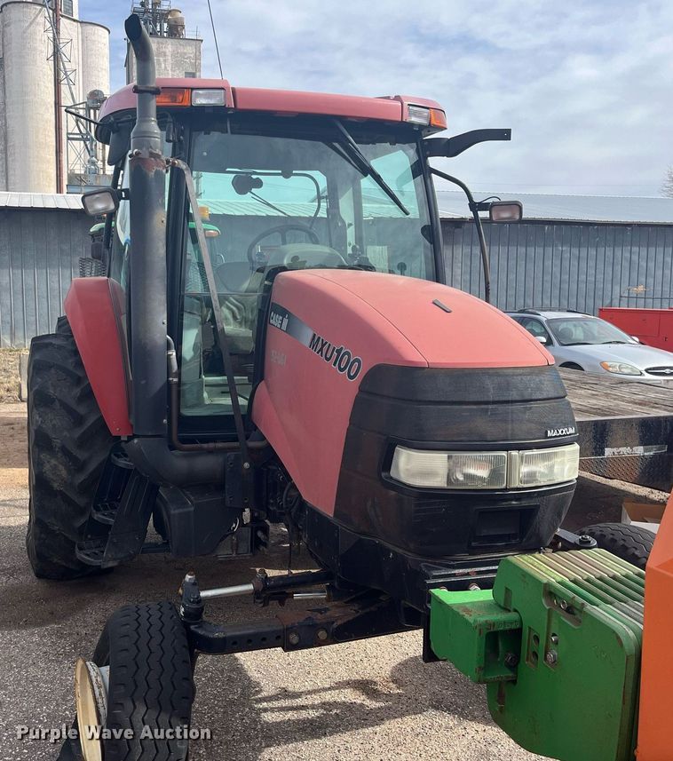 image for item DG5388 2004 Case IH MXU100  tractor