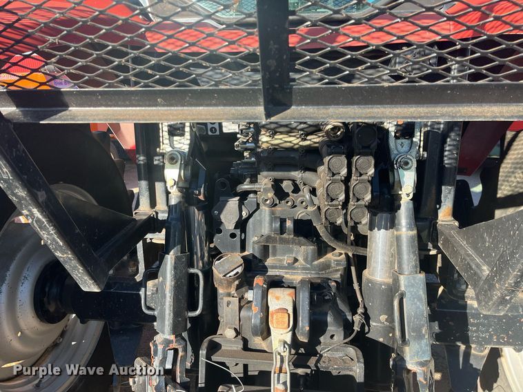 image for item DG5388 2004 Case IH MXU100  tractor