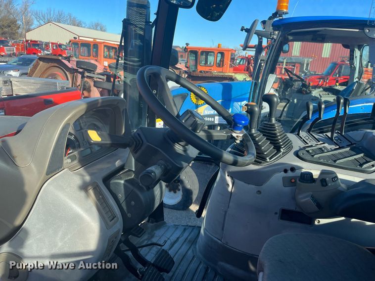 image for item DG5388 2004 Case IH MXU100  tractor