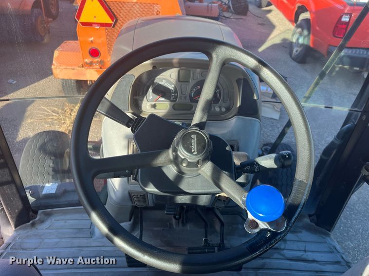 image for item DG5388 2004 Case IH MXU100  tractor