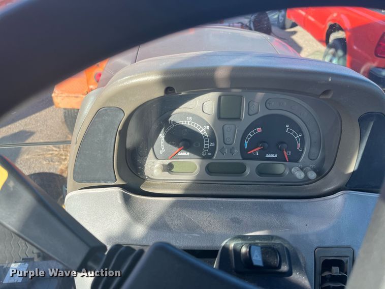 image for item DG5388 2004 Case IH MXU100  tractor