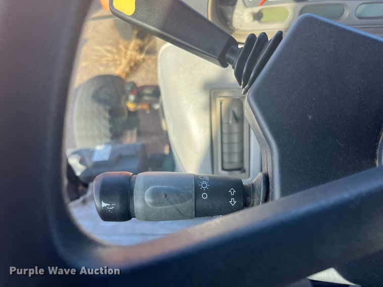 image for item DG5388 2004 Case IH MXU100  tractor