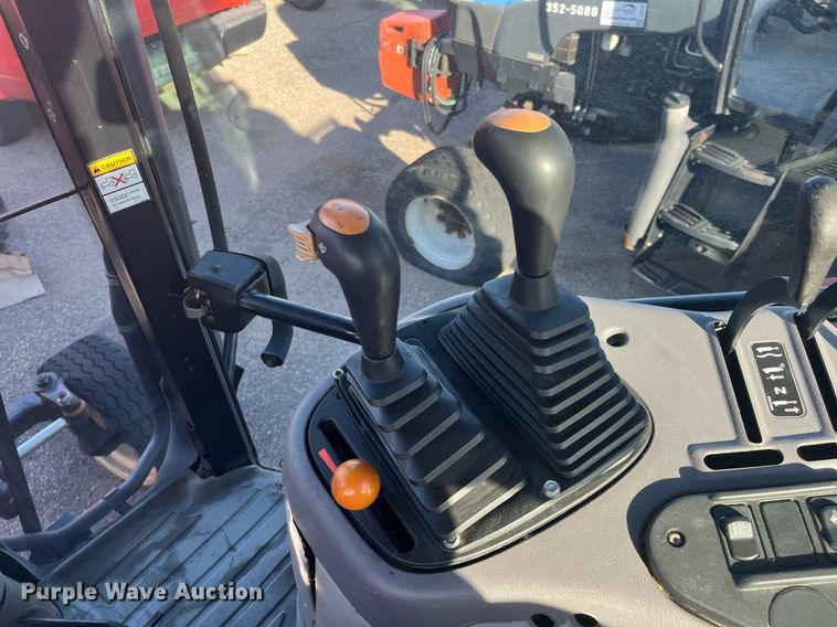 image for item DG5388 2004 Case IH MXU100  tractor