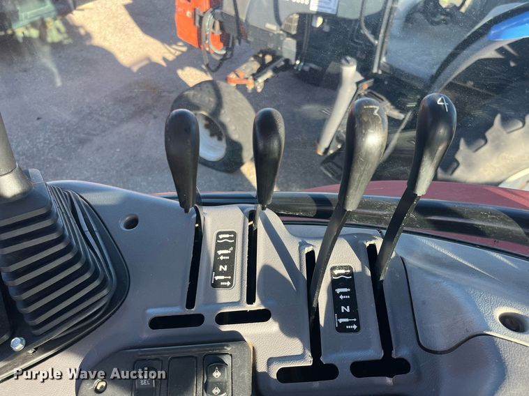 image for item DG5388 2004 Case IH MXU100  tractor