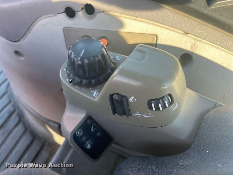 image for item DG5388 2004 Case IH MXU100  tractor