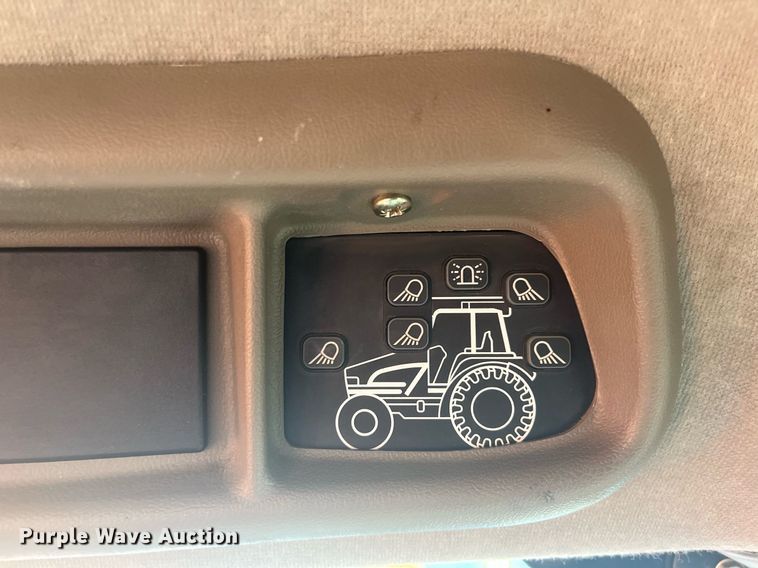 image for item DG5388 2004 Case IH MXU100  tractor