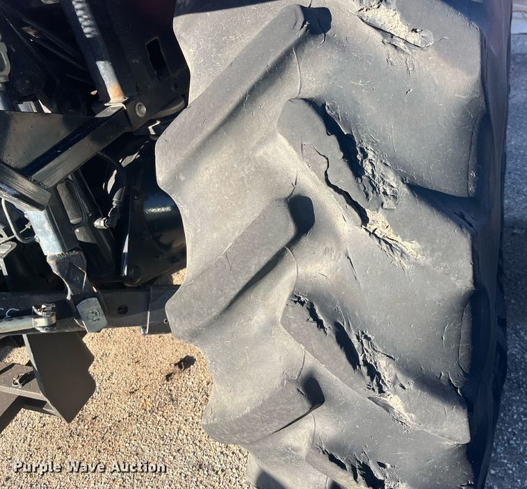 image for item DG5388 2004 Case IH MXU100  tractor