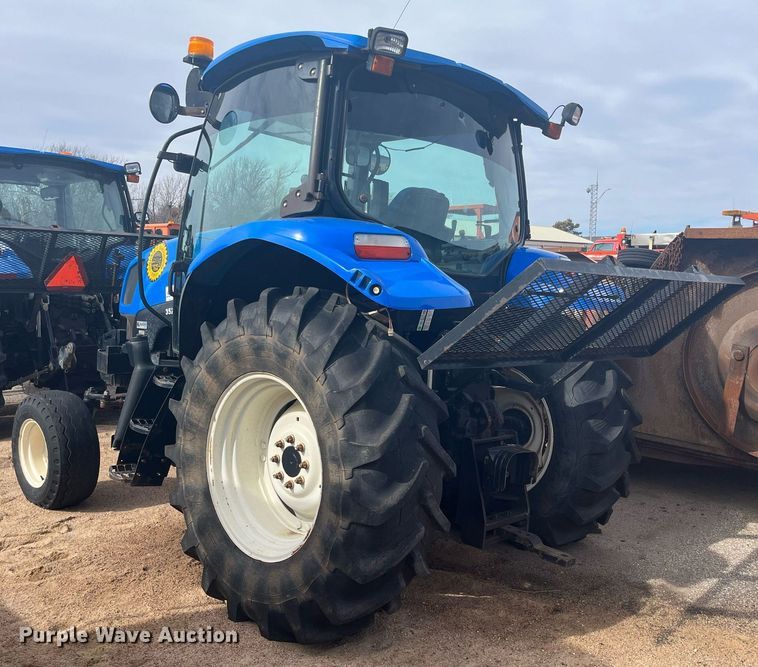 image for item DG5389 2009 New Holland T6020  tractor