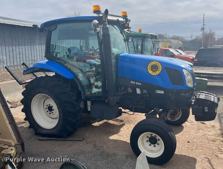 image for item DG5389 2009 New Holland T6020  tractor