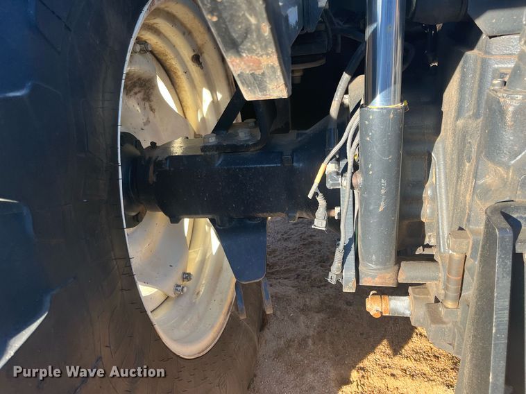 image for item DG5389 2009 New Holland T6020  tractor