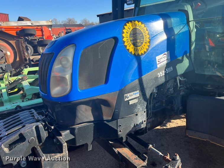 image for item DG5389 2009 New Holland T6020  tractor
