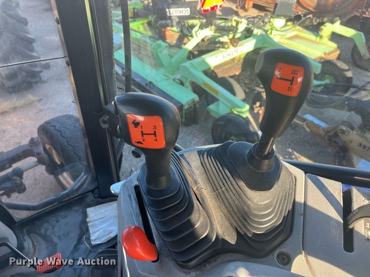 image for item DG5389 2009 New Holland T6020  tractor