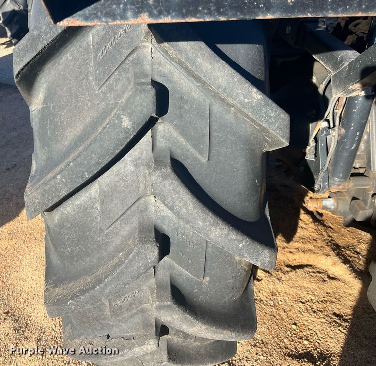 image for item DG5389 2009 New Holland T6020  tractor