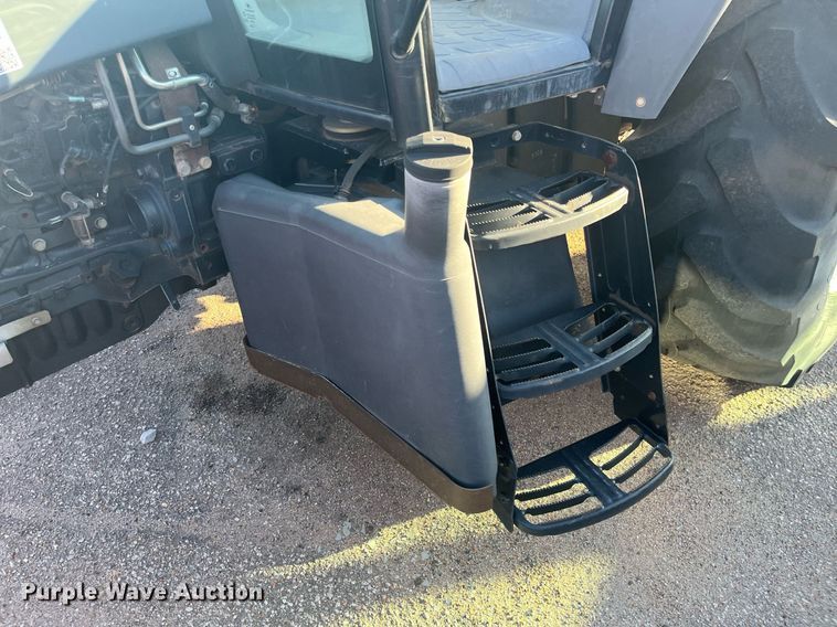 image for item DG5390 2009 New Holland T6020  tractor