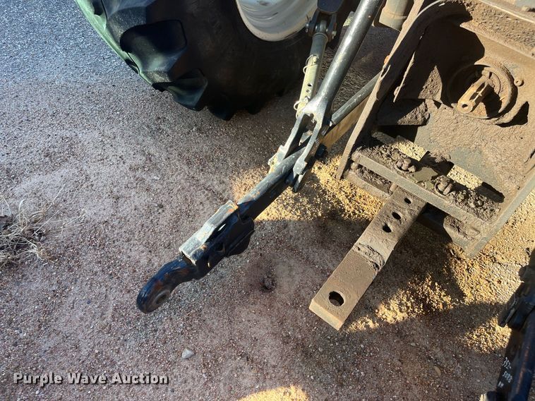 image for item DG5390 2009 New Holland T6020  tractor