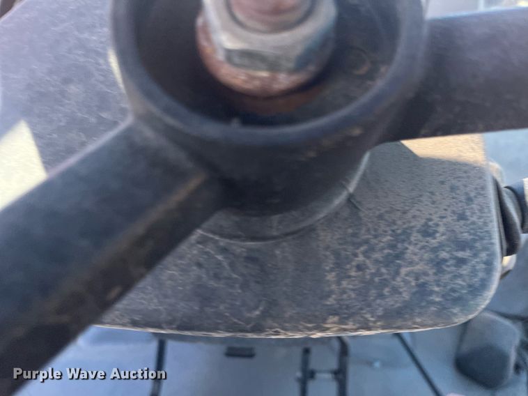 image for item DG5390 2009 New Holland T6020  tractor