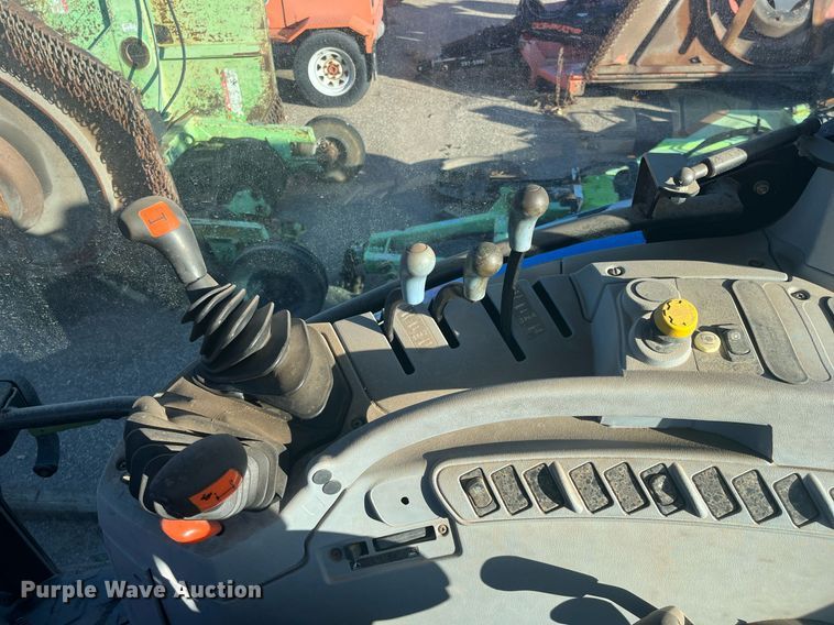 image for item DG5390 2009 New Holland T6020  tractor