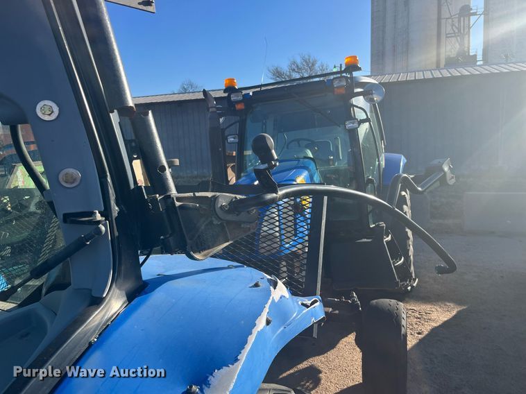 image for item DG5390 2009 New Holland T6020  tractor