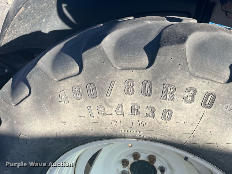 image for item DG5390 2009 New Holland T6020  tractor