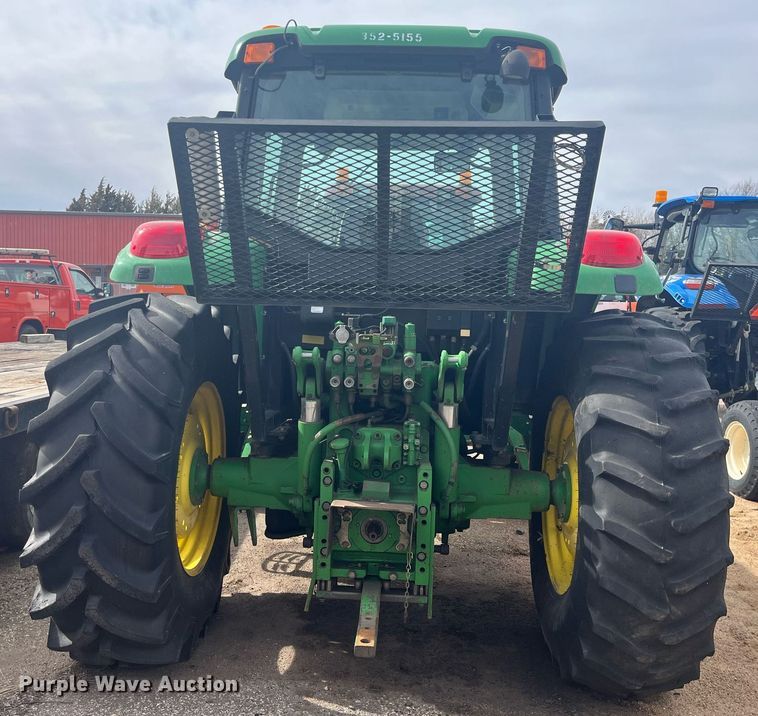 image for item DG5391 2005 John Deere 6415  tractor