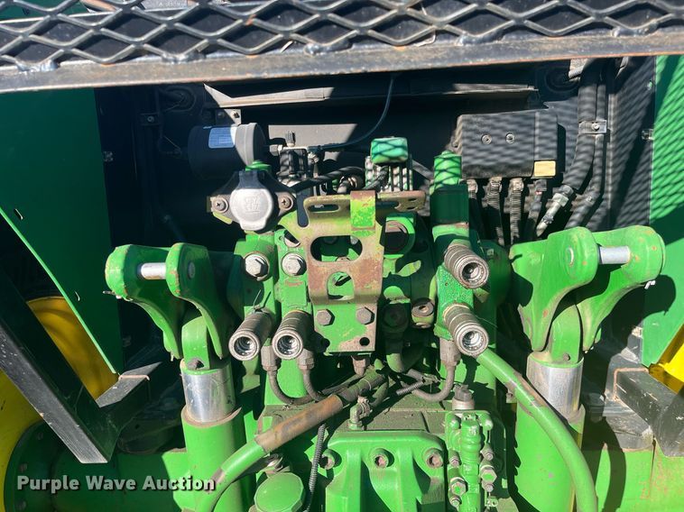 image for item DG5391 2005 John Deere 6415  tractor