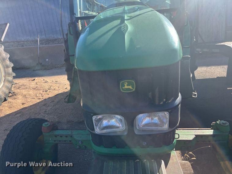 image for item DG5391 2005 John Deere 6415  tractor